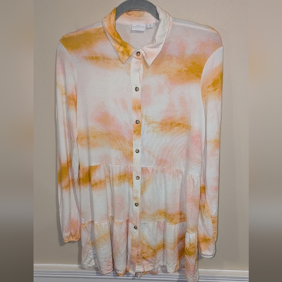 ❤️SALE❤️New Directions Tie Dye Shirt - Picture 3 of 7